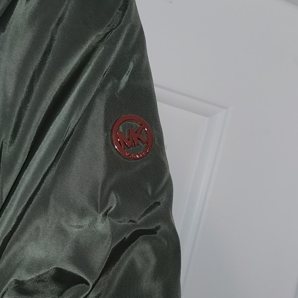 Jacket - Picture 4 of 4